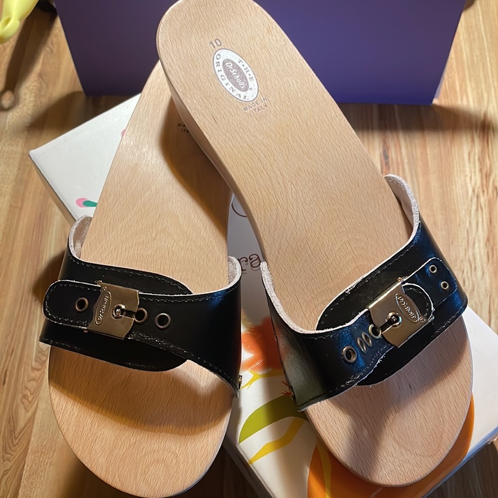 New in box original Dr Scholl’s sandals